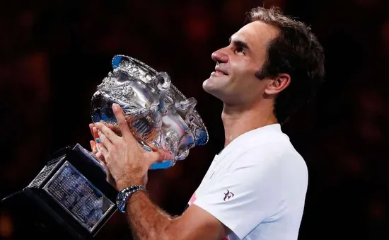 Roger Federer khóc nức nở trong ngày tạo nên huyền thoại của làng banh nỉ