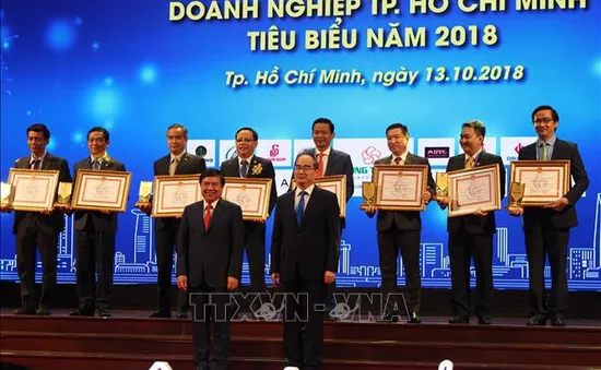 TP.HCM tôn vinh 100 doanh nghiệp, doanh nhân tiêu biểu