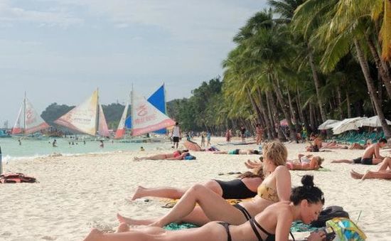 Philippines: Đảo du lịch Boracay sẵn sàng mở cửa trở lại