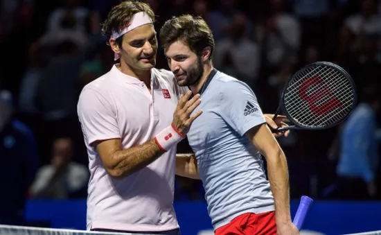 Vất vả giành chiến thắng trước Gilles Simon, Roger Federer vào bán kết Basel mở rộng 2018