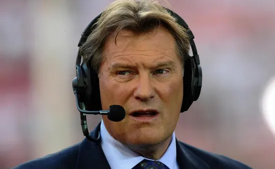 HLV Glenn Hoddle hồi phục tốt tại bệnh viện