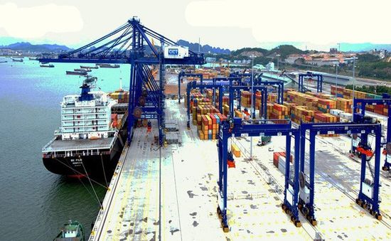 Dịch vụ cảng biển tại Việt Nam: Rẻ nhưng không cạnh tranh