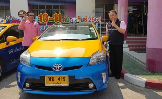 Thái Lan ra mắt taxi cho người cao tuổi