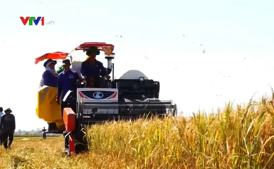 “Sống trong lòng dân để làm cuộc cách mạng mới trong nông nghiệp và nông thôn”