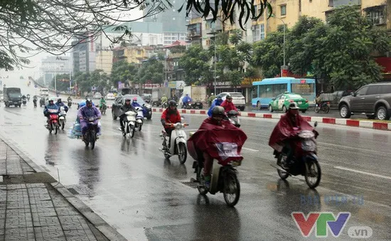 Thời tiết chuyển mưa dông ở khu vực Bắc và Trung Trung Bộ