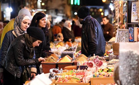 Không khí Giáng sinh trở lại Damascus, Syria sau nhiều năm xung đột