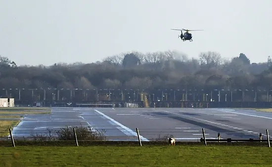 Bắt 2 đối tượng liên quan tới sự cố ở sân bay Gatwick, Anh