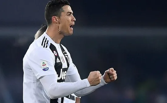 Ronaldo hưởng lương không tưởng nếu tới UAE