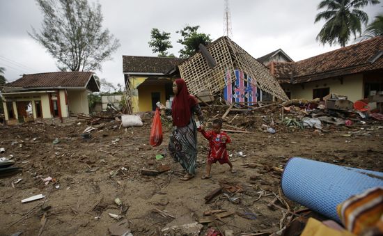 Indonesia trị liệu tâm lý cho nạn nhân sóng thần