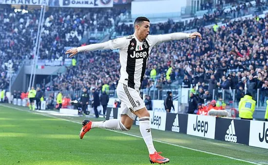 Ronaldo giúp Juve lập kỷ lục điểm số ở Serie A