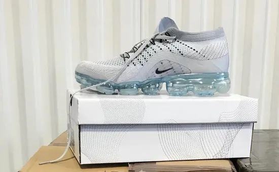 Hải quan Mỹ bắt lô hàng Nike giả trị giá gần 2 triệu USD