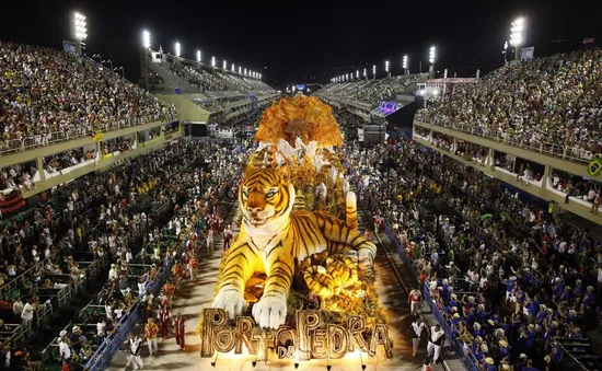 Tưng bừng lễ hội Carnival tại Brazil