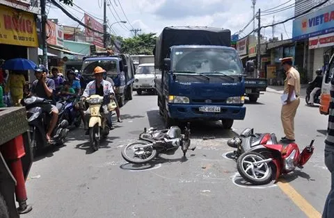 70 người chết vì TNGT trong 2 ngày đầu năm mới