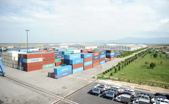 Từ tháng 2, ô tô chạy quá tốc độ ở cảng biển bị phạt 8 triệu đồng