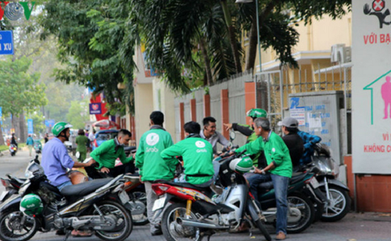 GrabBike thu thêm phụ phí trong dịp Tết