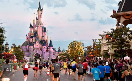 Đầu tư 2,5 tỷ USD mở rộng công viên giải trí Disneyland Paris, Pháp