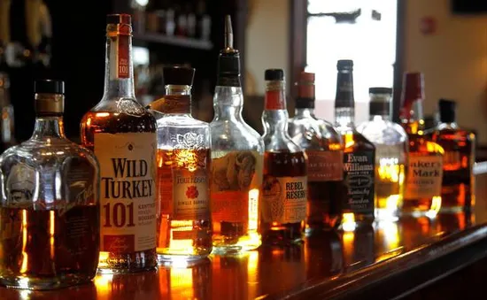 Nỗi lo của rượu Bourbon Mỹ trước căng thẳng thương mại toàn cầu