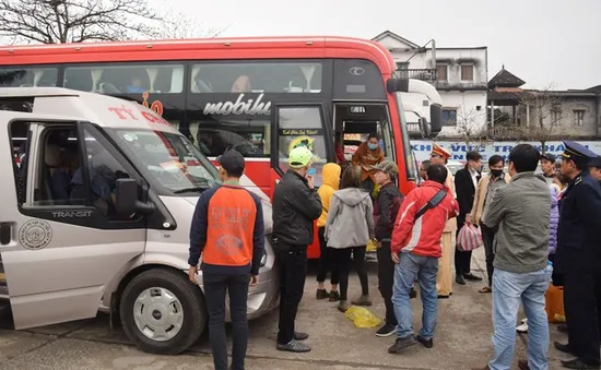 Kiên quyết không để tái diễn “xe dù, bến cóc”