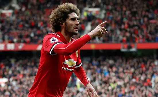 Fellaini hóa người hùng phút bù giờ, Man Utd thắng kịch tính Arsenal