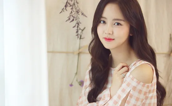 Thú nhận chưa từng hẹn hò, Kim So Hyun khiến fan "tròn mắt" bất ngờ