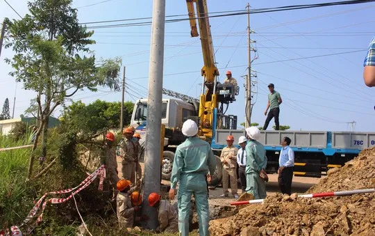 Phú Yên khởi công dự án cải tạo và phát triển lưới điện phân phối