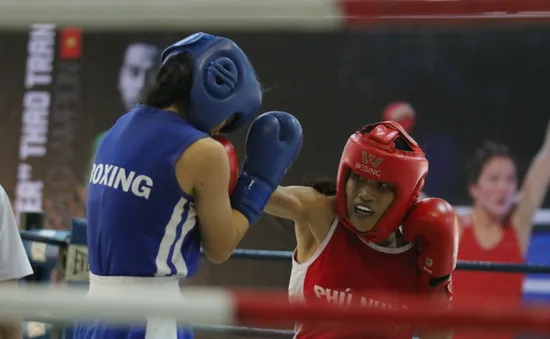 Sau chấn thương, nữ võ sĩ muay Nguyễn Thị Thanh Trúc giành HCV boxing