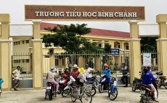 Cách chức Hiệu trưởng vụ cô giáo bị ép quỳ xin lỗi phụ huynh