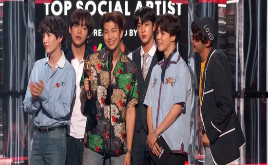 BTS “bỏ xa” Justin Bieber, đoạt giải Billboard 2018