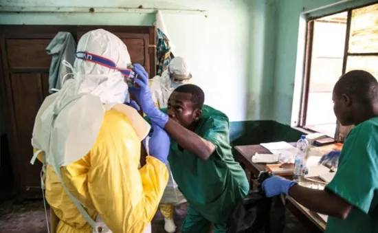 CHDC Congo bắt đầu tiêm chủng vaccine Ebola quy mô lớn