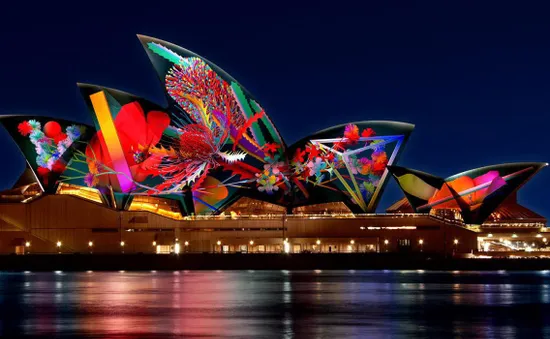 Lung linh lễ hội ánh sáng Vivid Sydney 2018