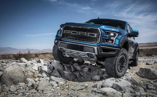 "Khủng long" bán tải Ford F-150 Raptor 2019 có gì "chất"?