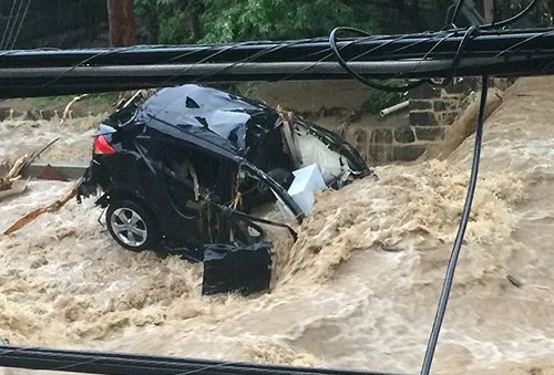 Mỹ: Trận mưa lịch sử tại bang Maryland gây ngập lụt nghiêm trọng