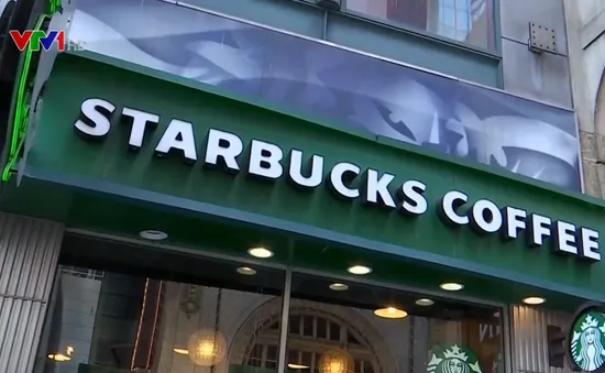 Starbucks đóng cửa hơn 8.000 cửa hàng ở Mỹ để chấn chỉnh nhân viên