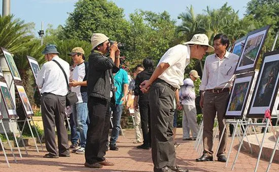 Liên hoan ảnh nghệ thuật khu vực Nam Trung bộ và Tây Nguyên