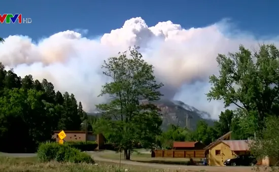 Hàng nghìn người tại Colorado (Mỹ) sơ tán vì cháy rừng dữ dội