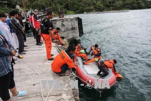 Cảnh sát Indonesia nghi ngờ có âm mưu đằng sau vụ chìm thuyền tại hồ Toba