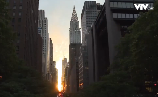 Chiêm ngưỡng hiện tượng hoàng hôn Manhattanhenge ở New York