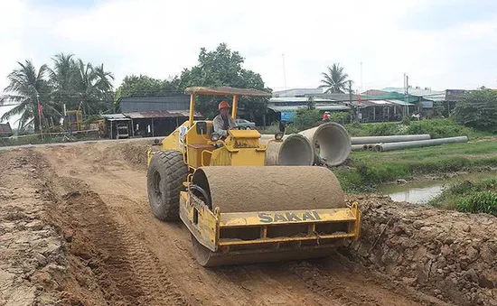 Quyết tâm hoàn thành dự án cao tốc Trung Lương - Mỹ Thuận trong năm 2020