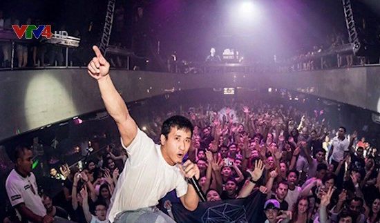 Lần đầu tiên, một DJ gốc Việt lọt top 100 DJ xuất sắc thế giới