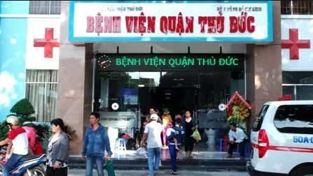 TP.HCM: Sáp nhập 14 trung tâm y tế và bệnh viện quận, huyện