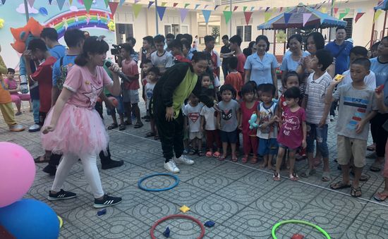 Mang Ngày hội Yêu thương đến với 100 trẻ em ở Vũng Tàu