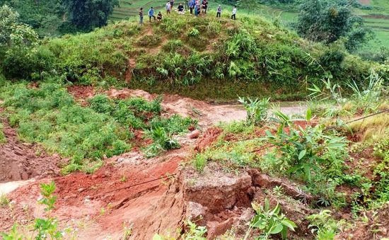 Sạt lở đất ở Lào Cai, 2 bà cháu tử vong