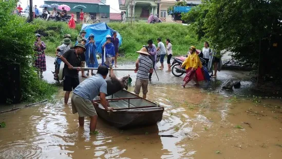 Thanh Hóa di dời hàng nghìn người dân đến nơi an toàn