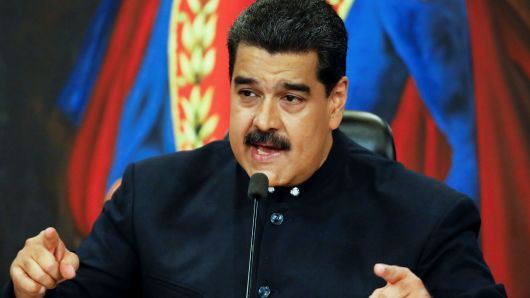 Venezuela bất ngờ neo buộc tỷ giá vào tiền ảo