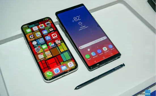 Giá cả ngàn USD, chọn iPhone X hay Galaxy Note 9, Xperia XZ2 Premium?