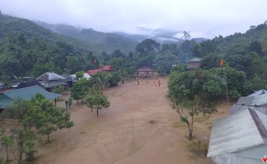 Bước chân khám phá: "Aur - Ngôi làng sạch nhất Việt Nam" (20h55 thứ Sáu 31/8, trên VTV8)