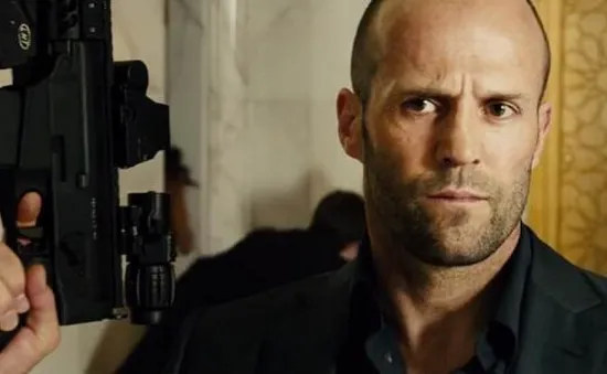 Trước khi đối đầu cá mập bạo chúa, Jason Statham từng làm khuynh đảo phòng vé với những phi vụ triệu đô