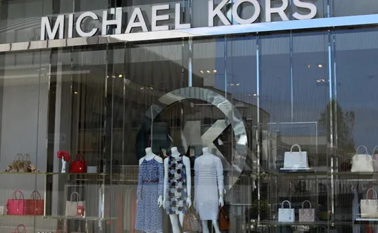 Michael Kors tiến gần thỏa thuận 2 tỷ USD mua Versace