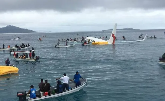 Máy bay của Papua New Guinea rơi xuống biển Micronesia