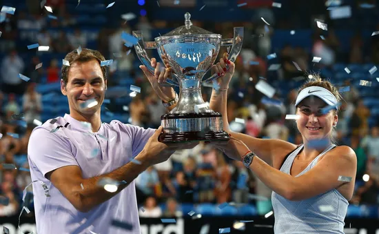 Những pha xử lý ngoạn mục của Roger Federer tại Hopman Cup 2018